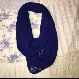 Beautiful light weight infinity scarf